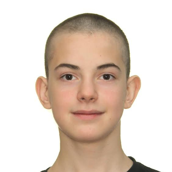 Адам - фотография